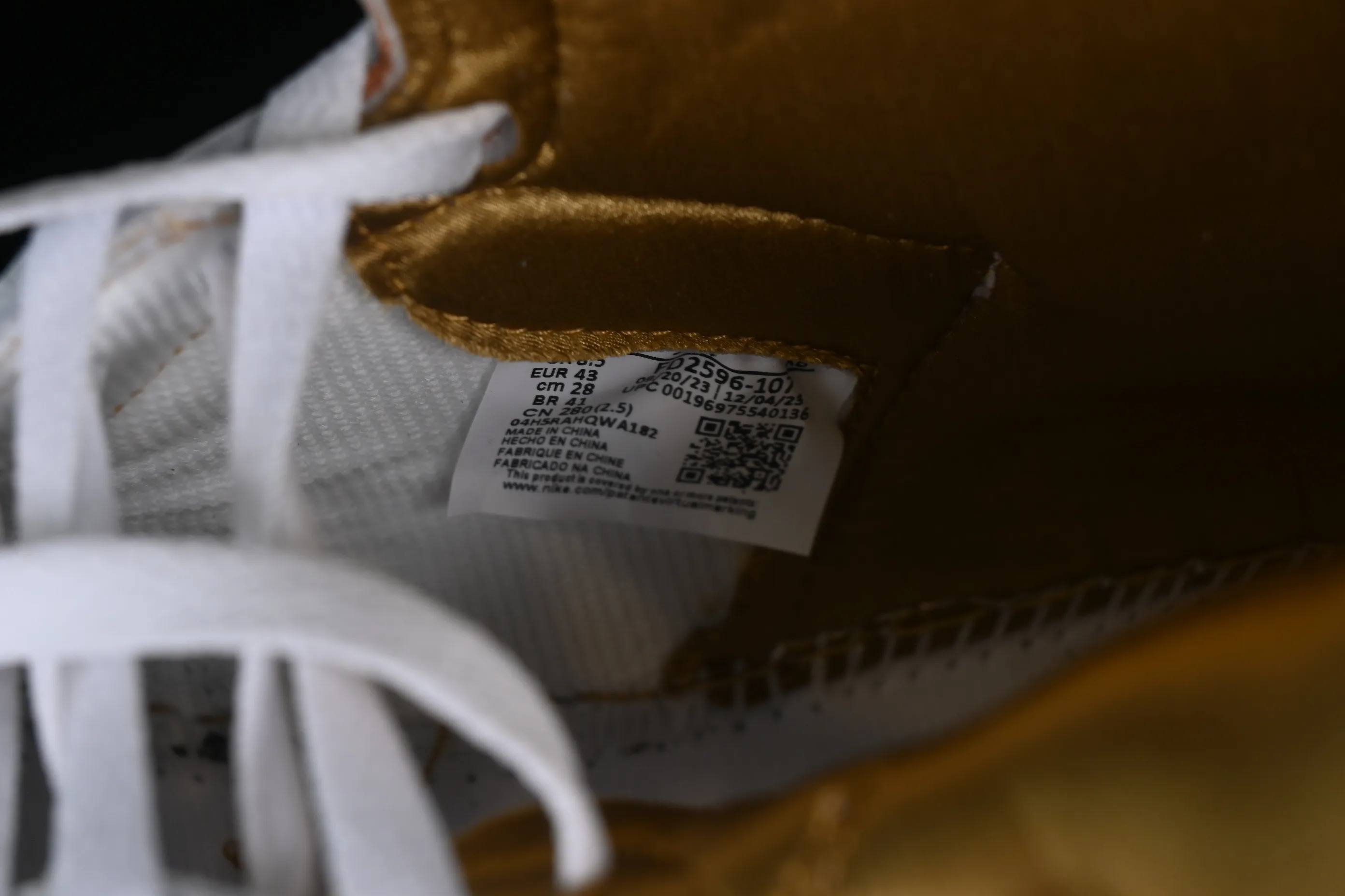 All categories Air Jordan Jordan series basketball shoes Air Jordan 1 High Air Jordan 1 High OG "Metallic Gold" AJ1 Joe 1 luxury platinum high-top basketball shoes FD2596-107